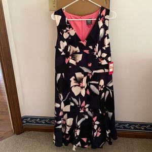 NWT Vince Camuto Floral Dress